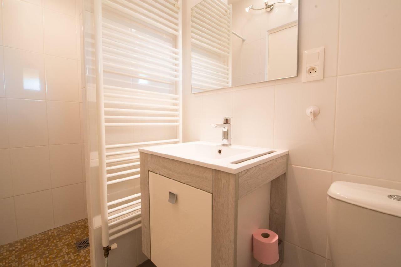 Villa "Les Cactees" Petite Residence De Tourisme Classee 3 Etoiles อองทีบส์ ภายนอก รูปภาพ