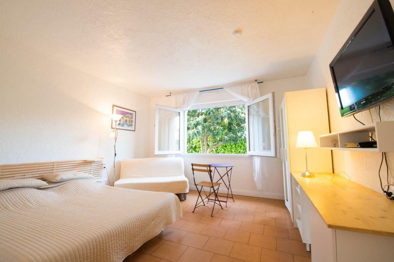 Villa "Les Cactees" Petite Residence De Tourisme Classee 3 Etoiles อองทีบส์ ภายนอก รูปภาพ