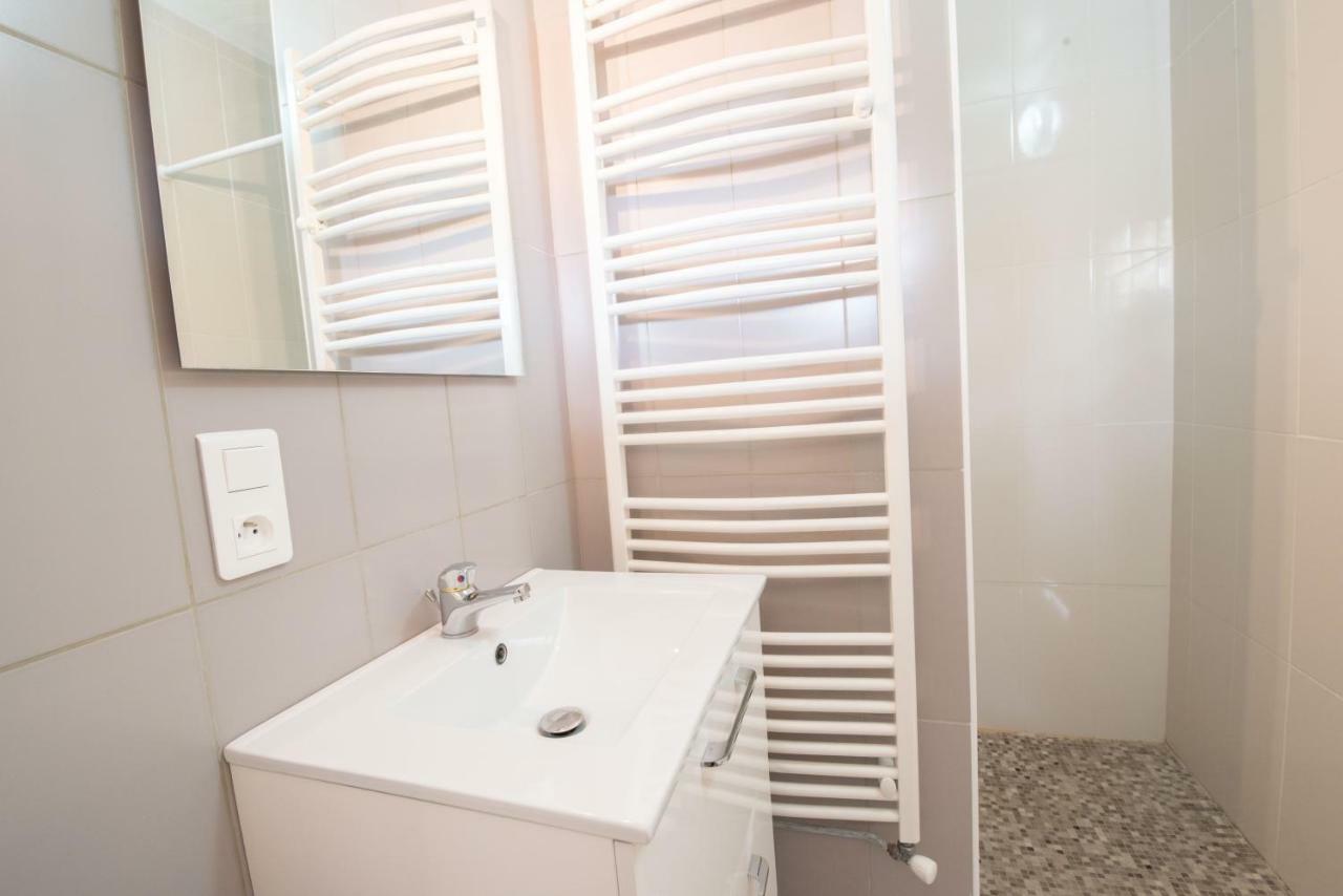 Villa "Les Cactees" Petite Residence De Tourisme Classee 3 Etoiles อองทีบส์ ภายนอก รูปภาพ